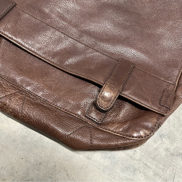 Fossil Atlas Messenger Brown Bag - Picture 2 of 13